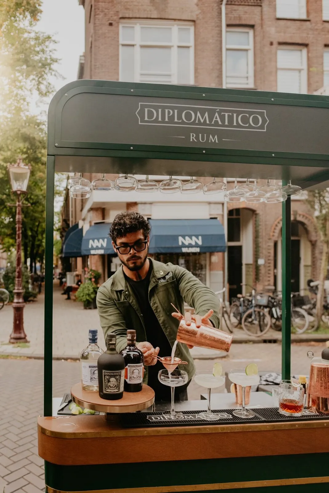 De Diplomático-kar op straat